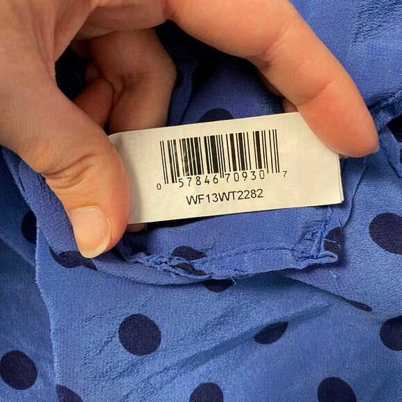 Joe Fresh Blue Polka Dot Silk Blouse Top Size‎ M Business Casual Preppy - Picture 8 of 10